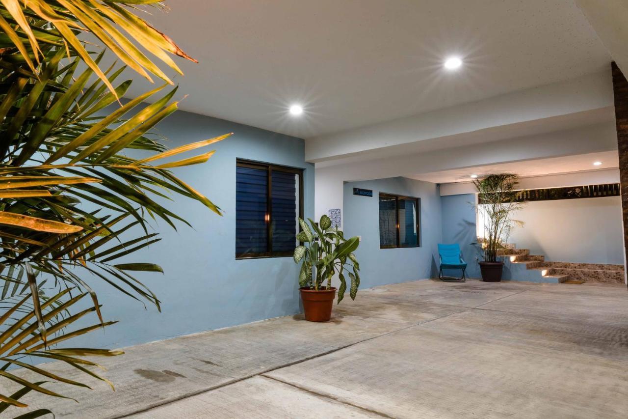 Hotel Naomi City Center Bacalar Exterior photo