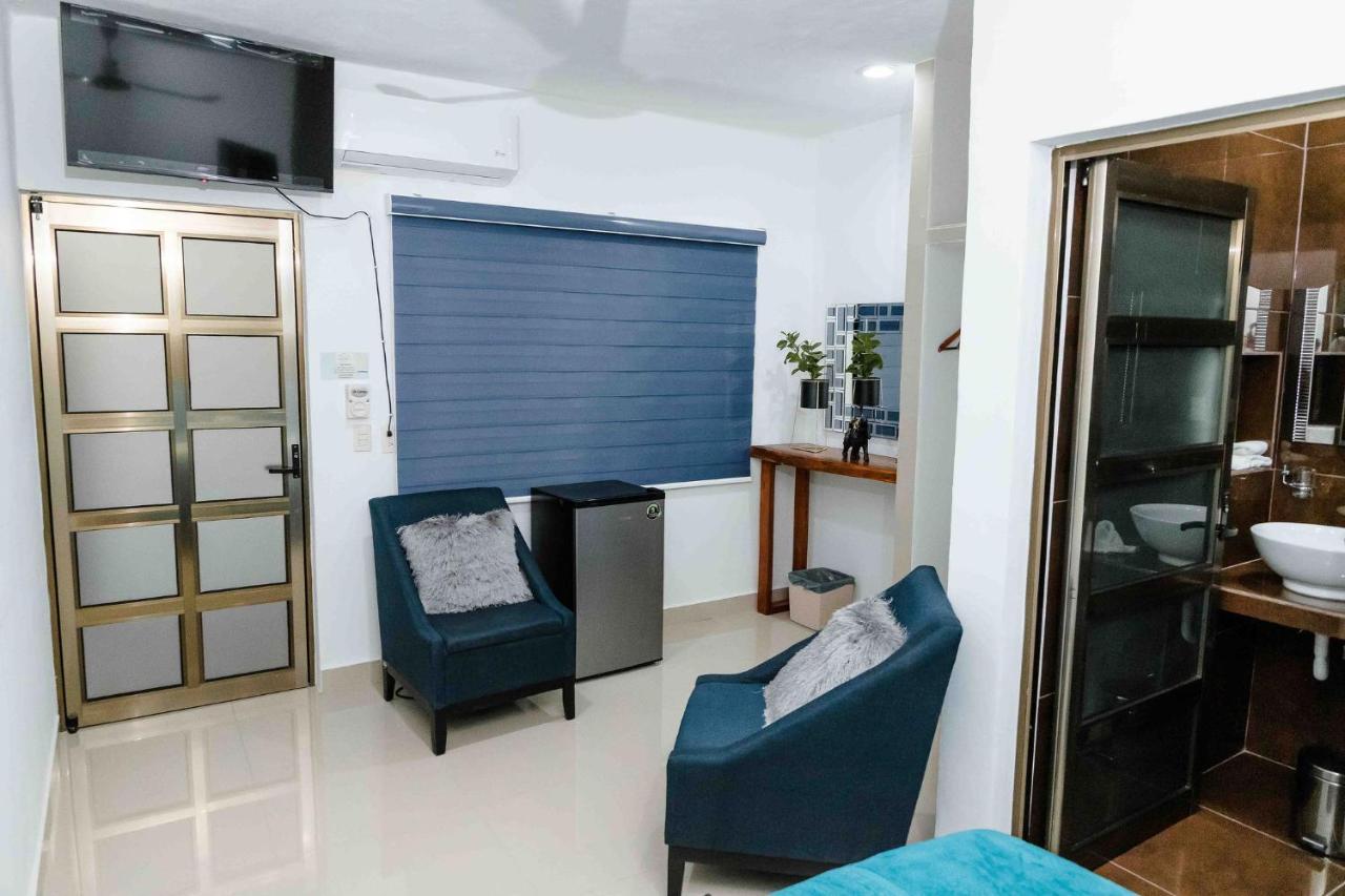Hotel Naomi City Center Bacalar Exterior photo